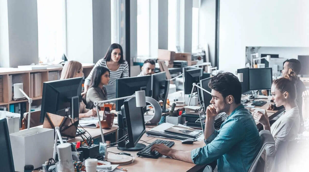 Silicon-Valley-Ads-About-us